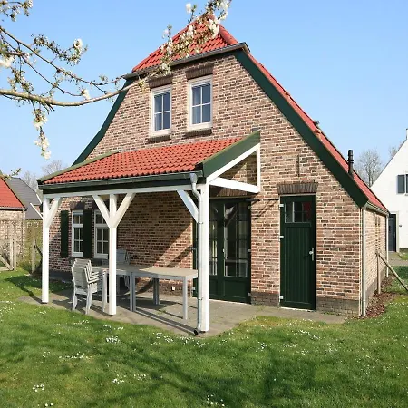 Villa Beautiful In Limburg Near Lake Roggel